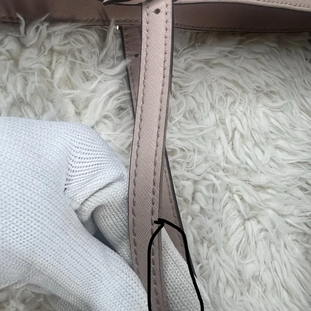 Michael Kors Jet Set Travel Leather Tote Bag Blush Pink Large Gold Charm